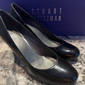Stuart Weitzman Easily black patent pumps size 6